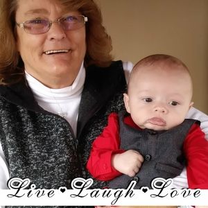 Meet your Posher, Dee